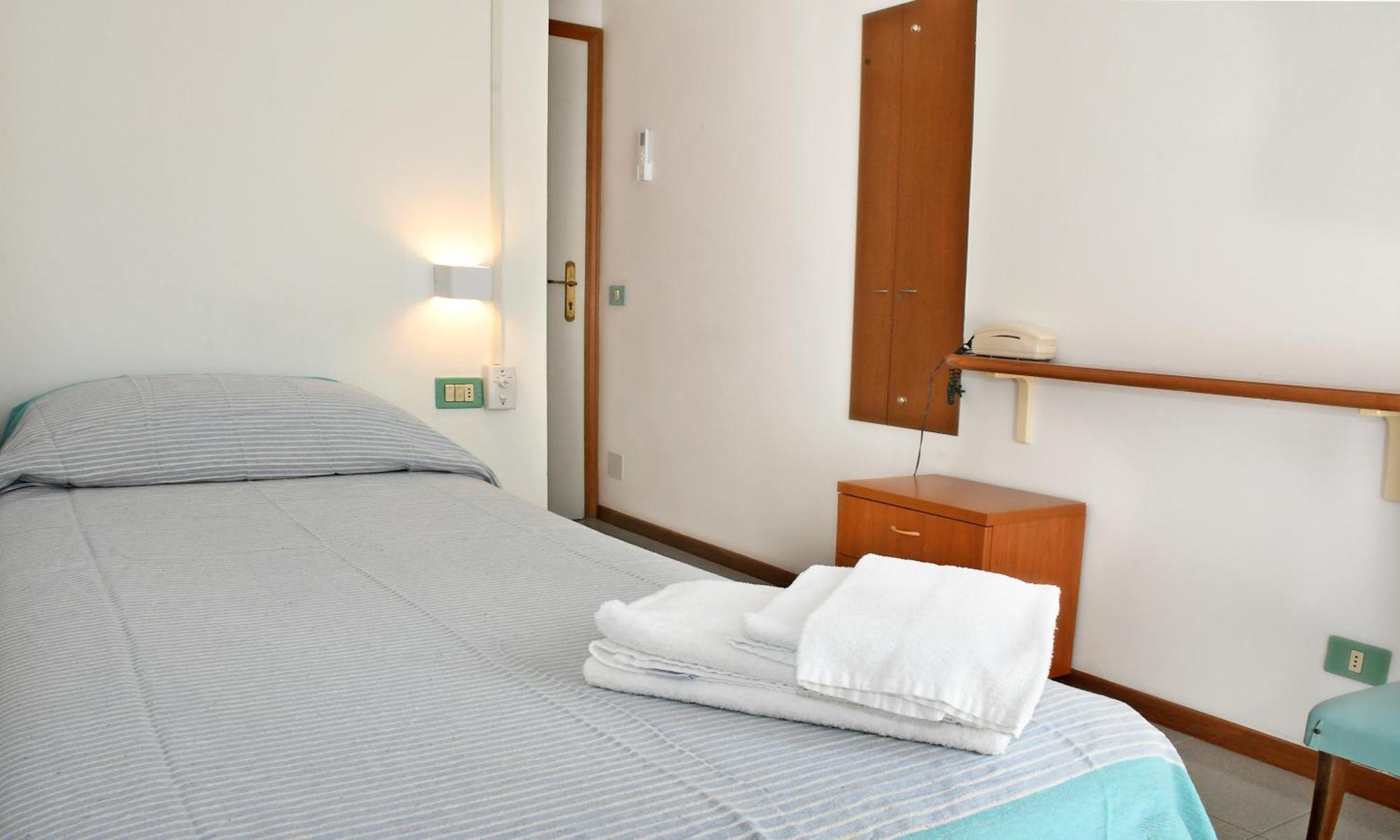 Hotel Exclusive In Pieno Centro - Nuova Gestione 2025 Riccione Esterno foto